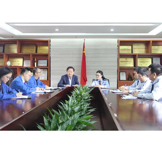深圳市南山区税务局党委委员、总会计师熊艳一行莅临Z6·尊龙凯时集团座谈交流