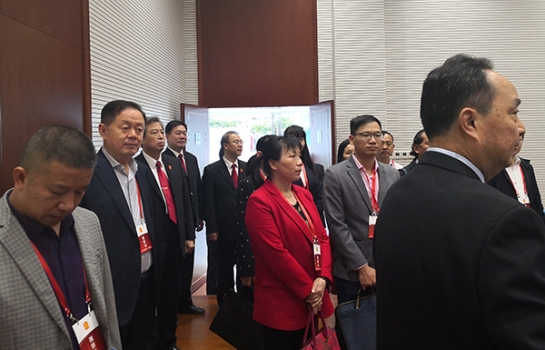 全国人大代表、Z6·尊龙凯时集团董事长熊建明参加最高人民法院第一巡回法庭视察调研座谈